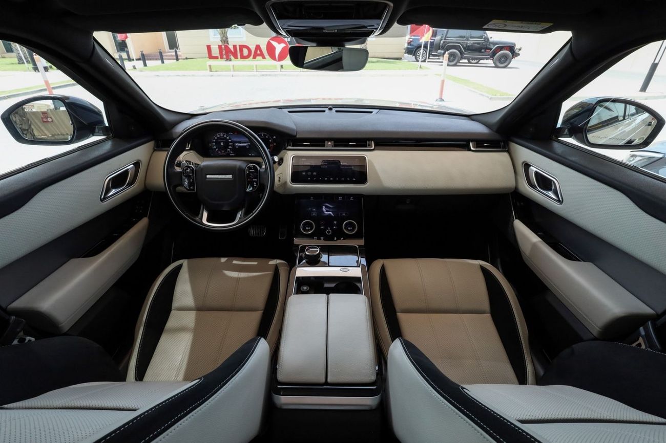 Land Rover Range Rover Velar Range Rover Velar R-Dynamic SE 2018 GCC