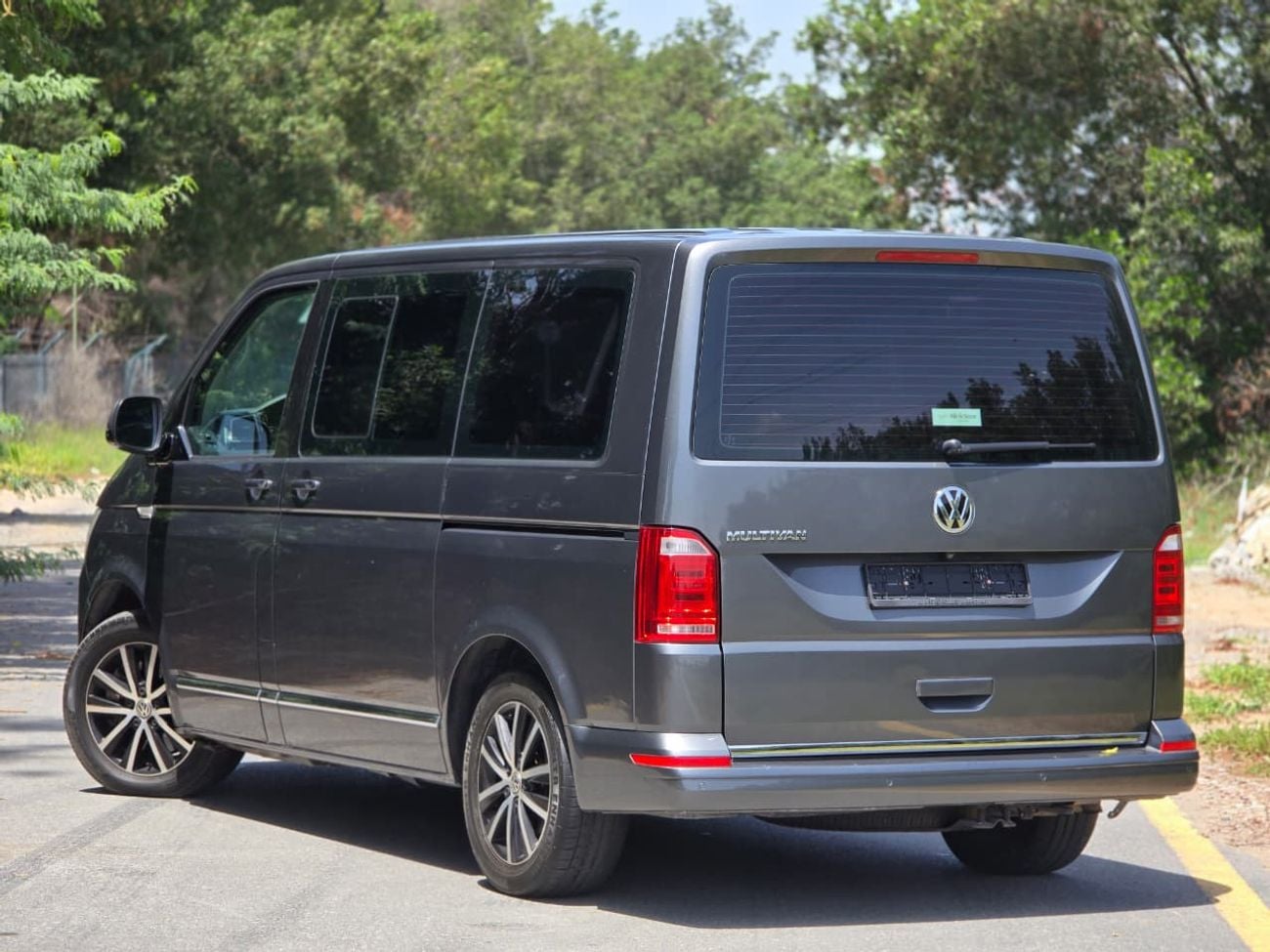 فولكس واجن ملتي فان Hihgline 2.0L