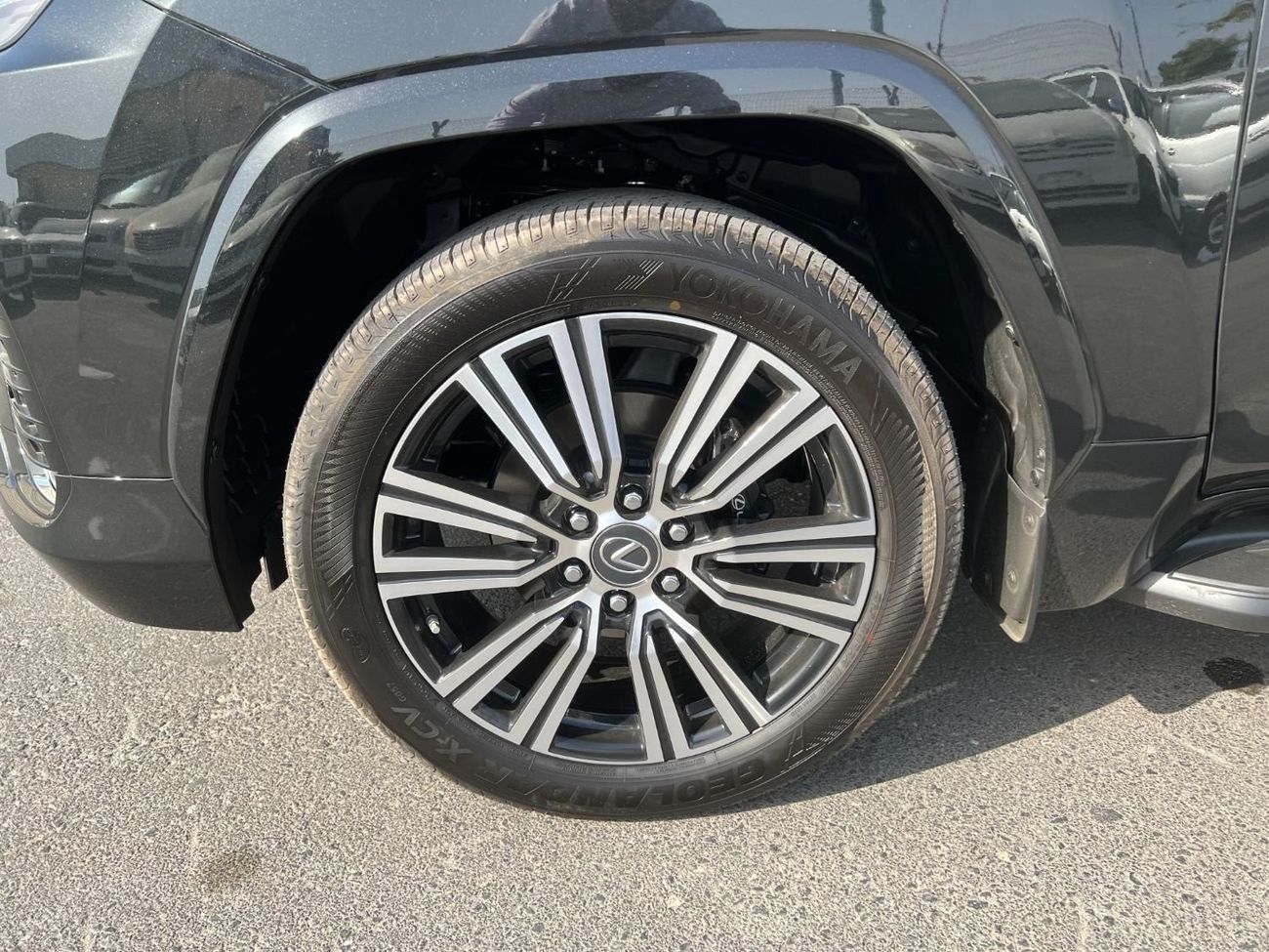 Lexus LX 600 Turbo Sport 3.5L V6 Twin Turbo (7-Seater)