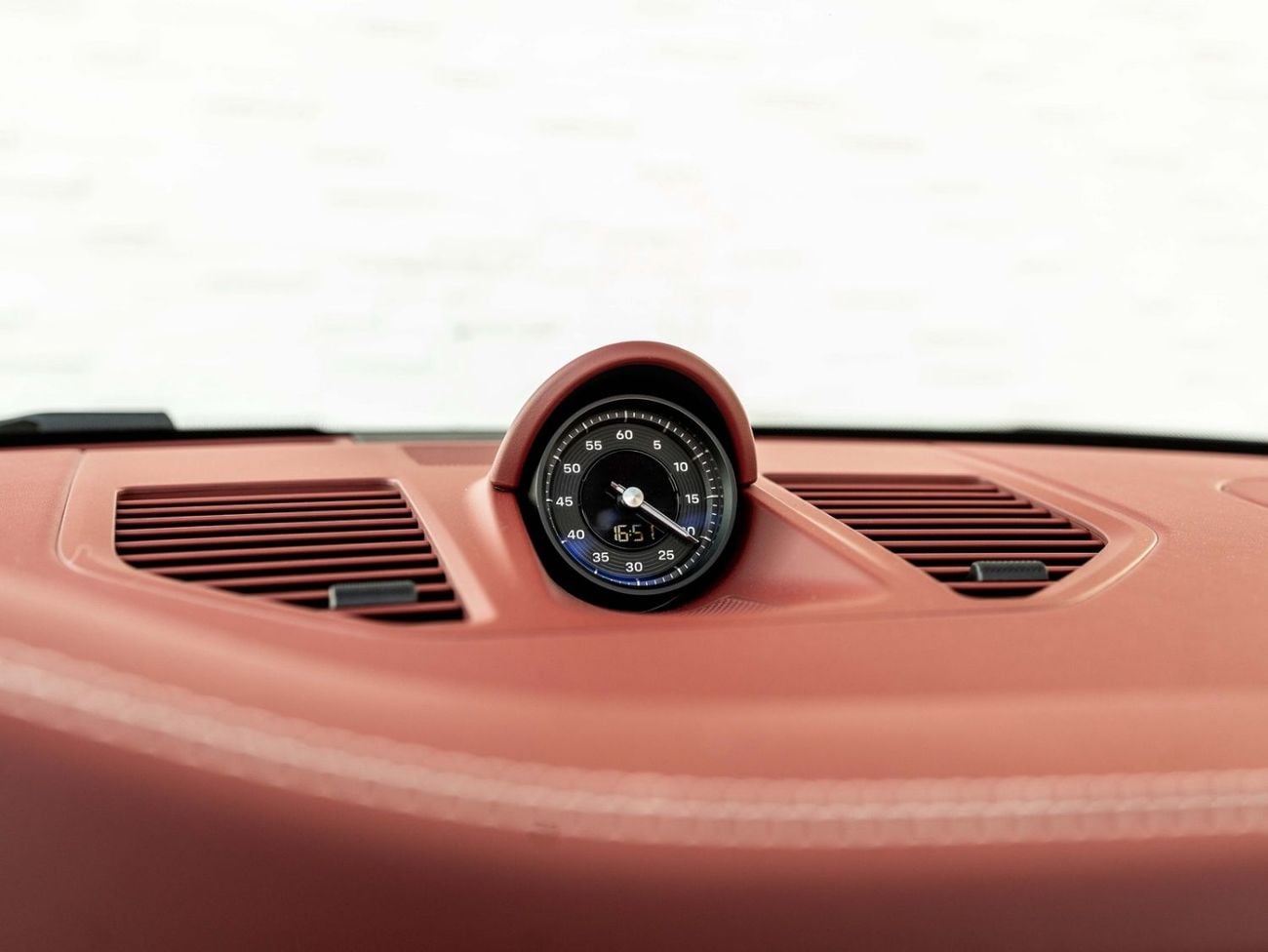 Porsche 911 CARRERA