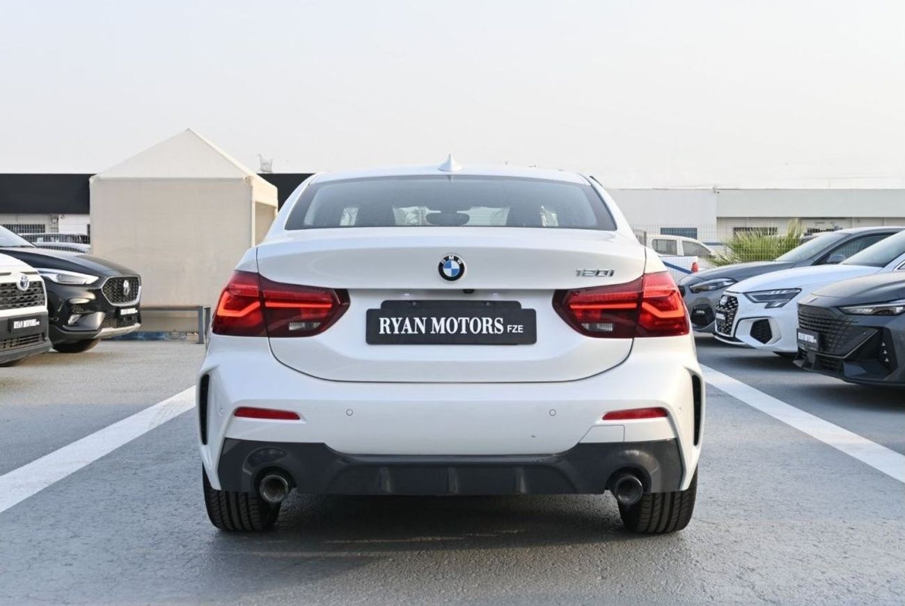 BMW 120i BMW 120i M Sport 1.5L Petrol, 7 DCT, Color White Model 2023