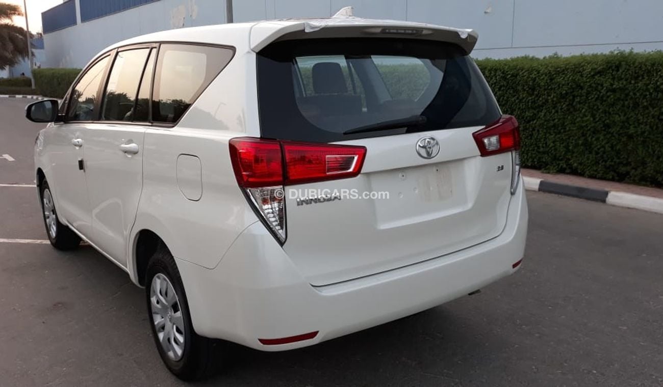 تويوتا إينوفا 2.8