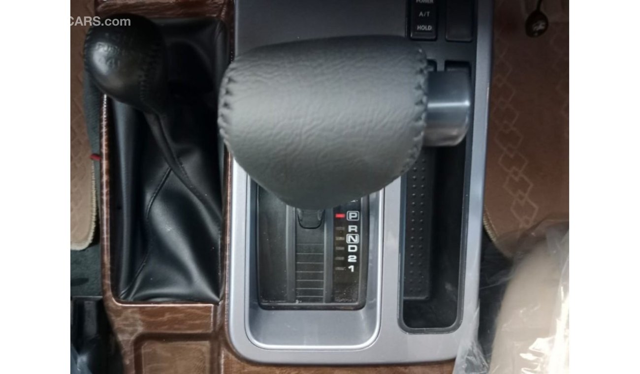 نيسان باترول سوبر سفاري NISSAN SAFARI RIGHT HAND DRIVE (PM1437)