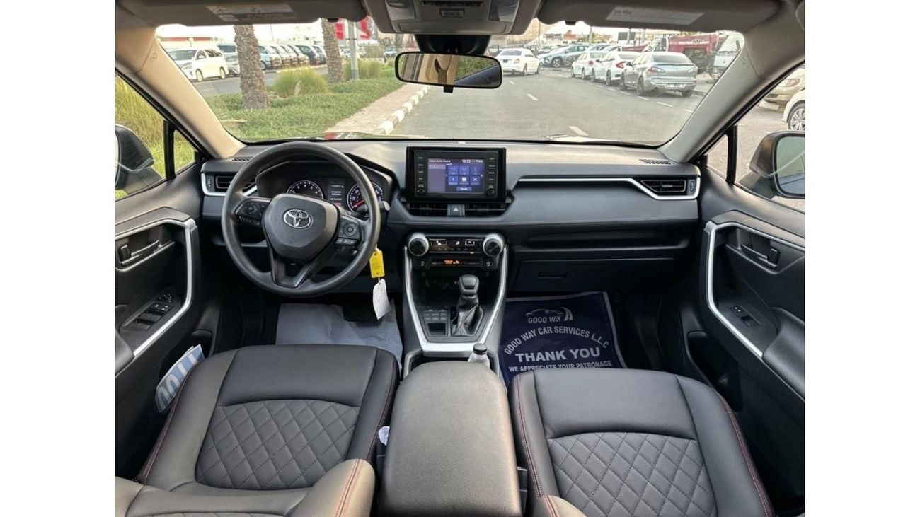 تويوتا راف ٤ LE