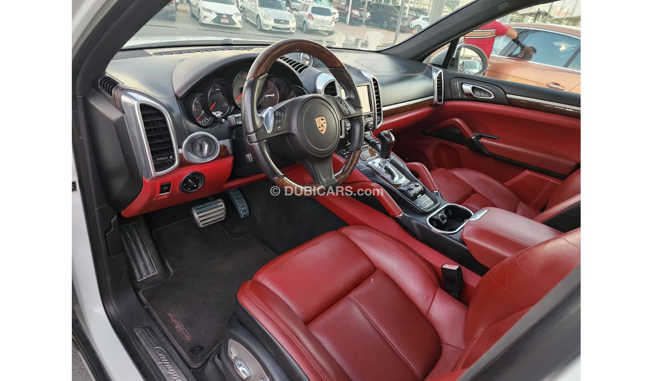 بورش كايان Porsche Cayenne S_Gcc_2014_Excellent_Condition _Full option