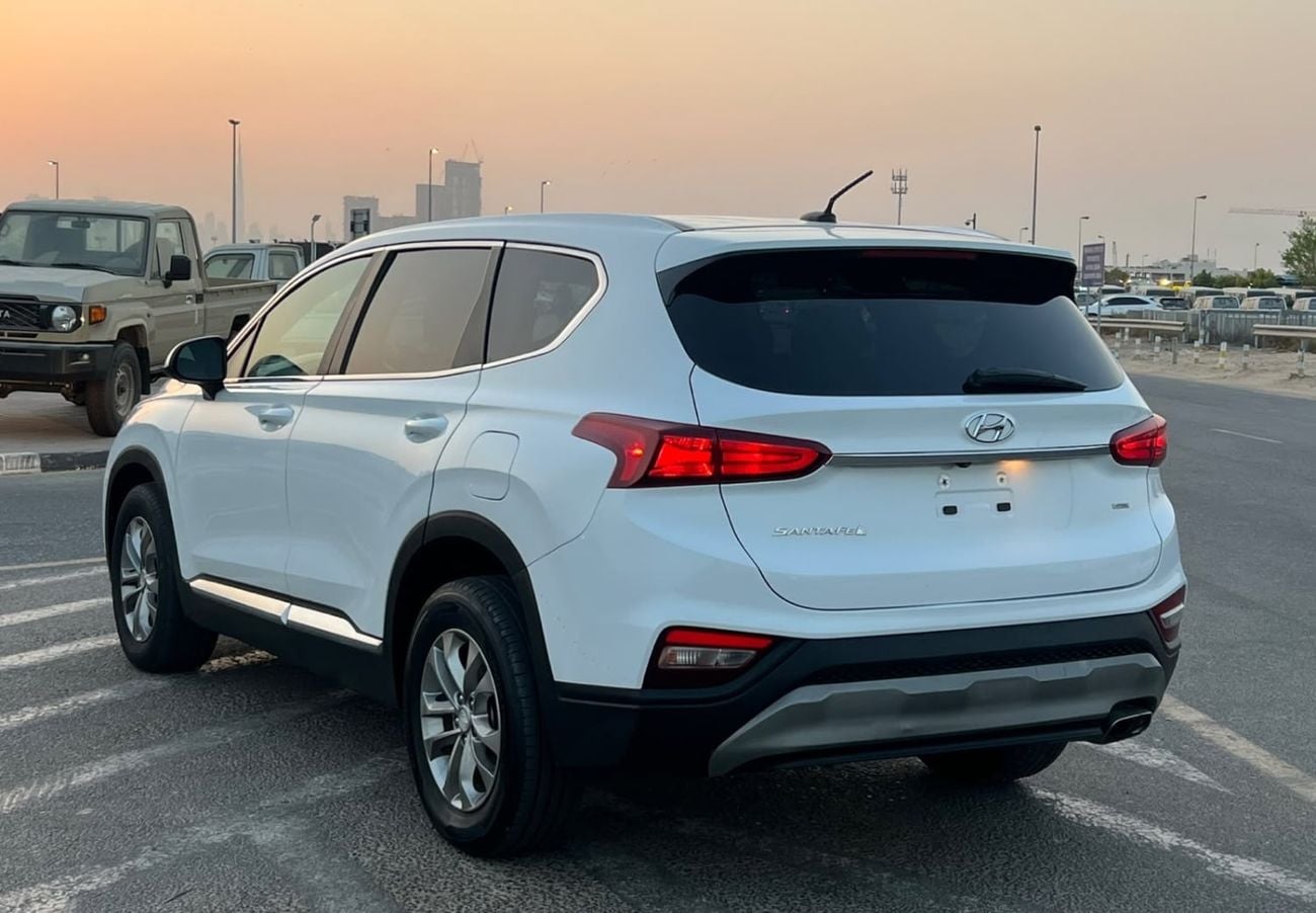 هيونداي سانتا في هيونداي سانتافي FE ,SE 2.4L V4 - كاميرا خلفية وحساس - AWD 4x4 - 2020