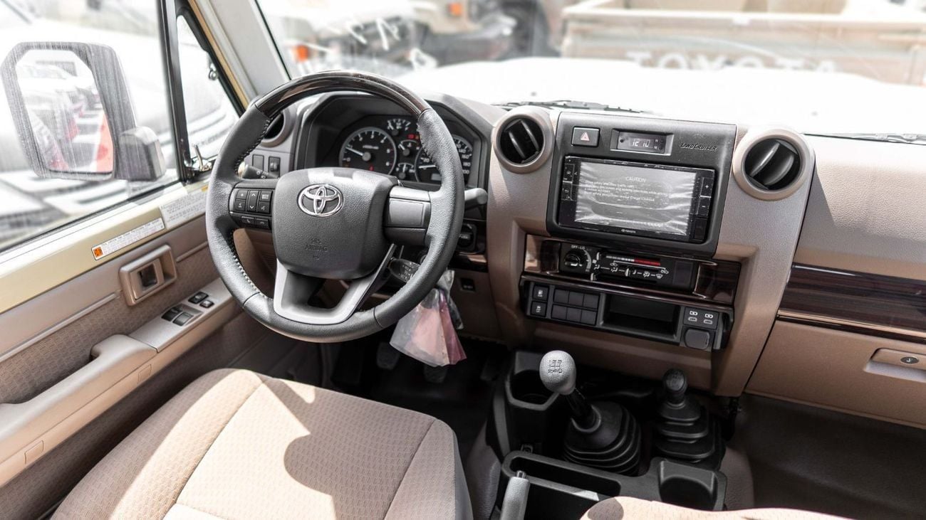 Toyota Land Cruiser Pick Up 2025 Toyota Land Cruiser LC 79 2.8L MT Diesel Basic (Beige-Brown)