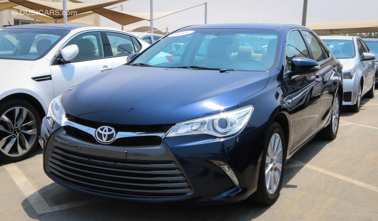 Toyota Camry SE