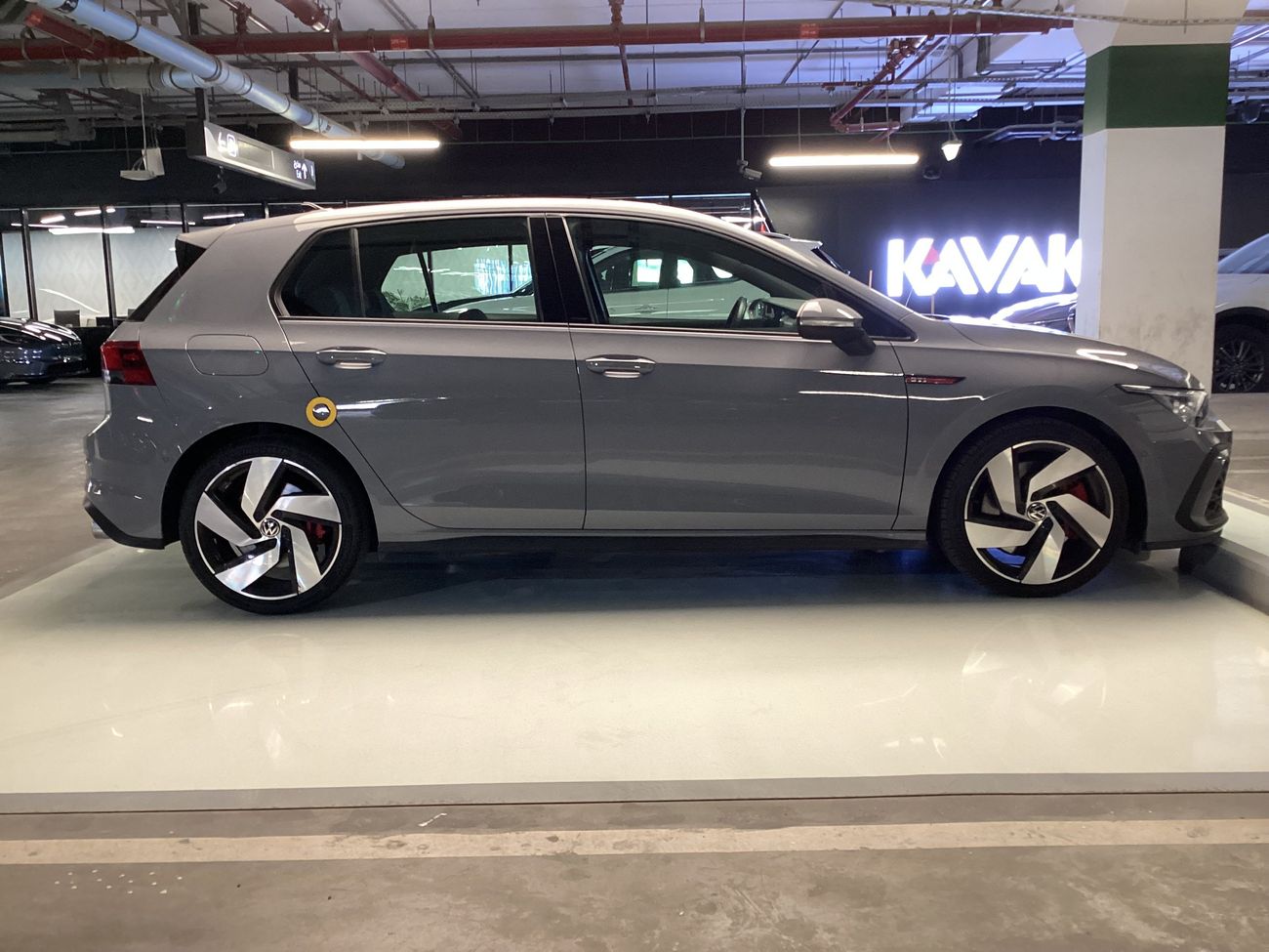 فولكس واجن جولف GTI -Cloth | شامل الضمان | 0 ﺪﻔﻋﺓ ﺃﻮﻟﻯ