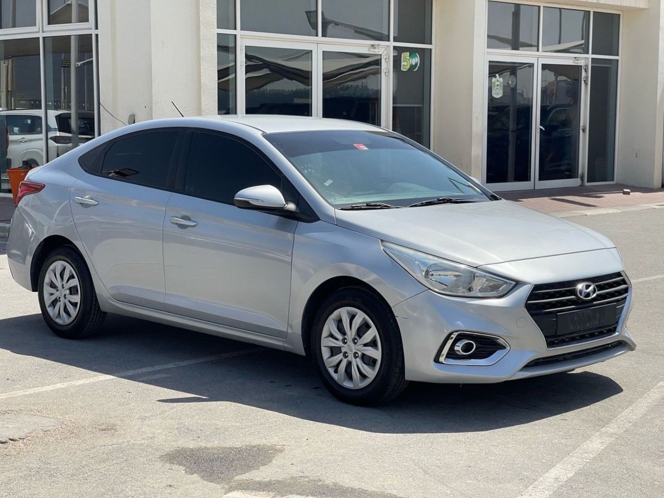 Hyundai Accent Base 1.6L (123 HP)