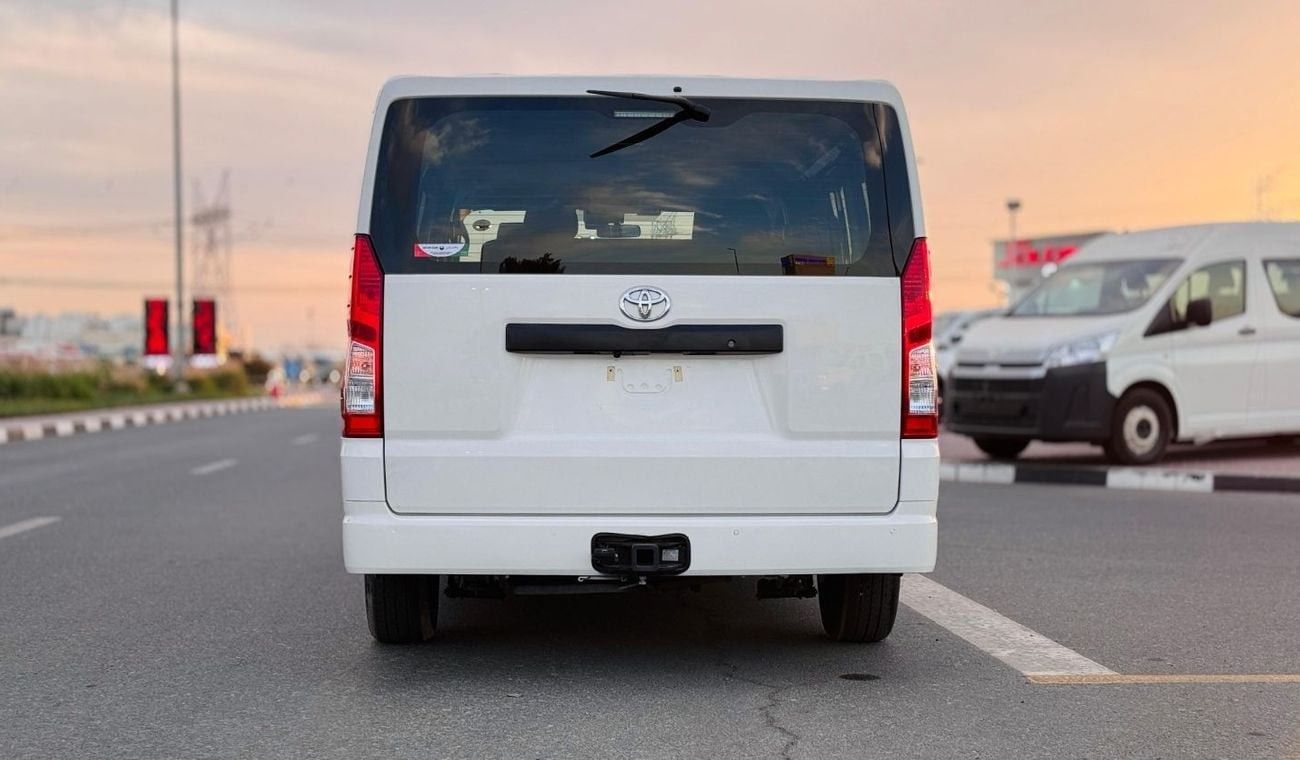 تويوتا هاياس PREMIUM CONDITION | 2.8L DIESEL ENGINE | REAR VIEW CAMERA | RHD