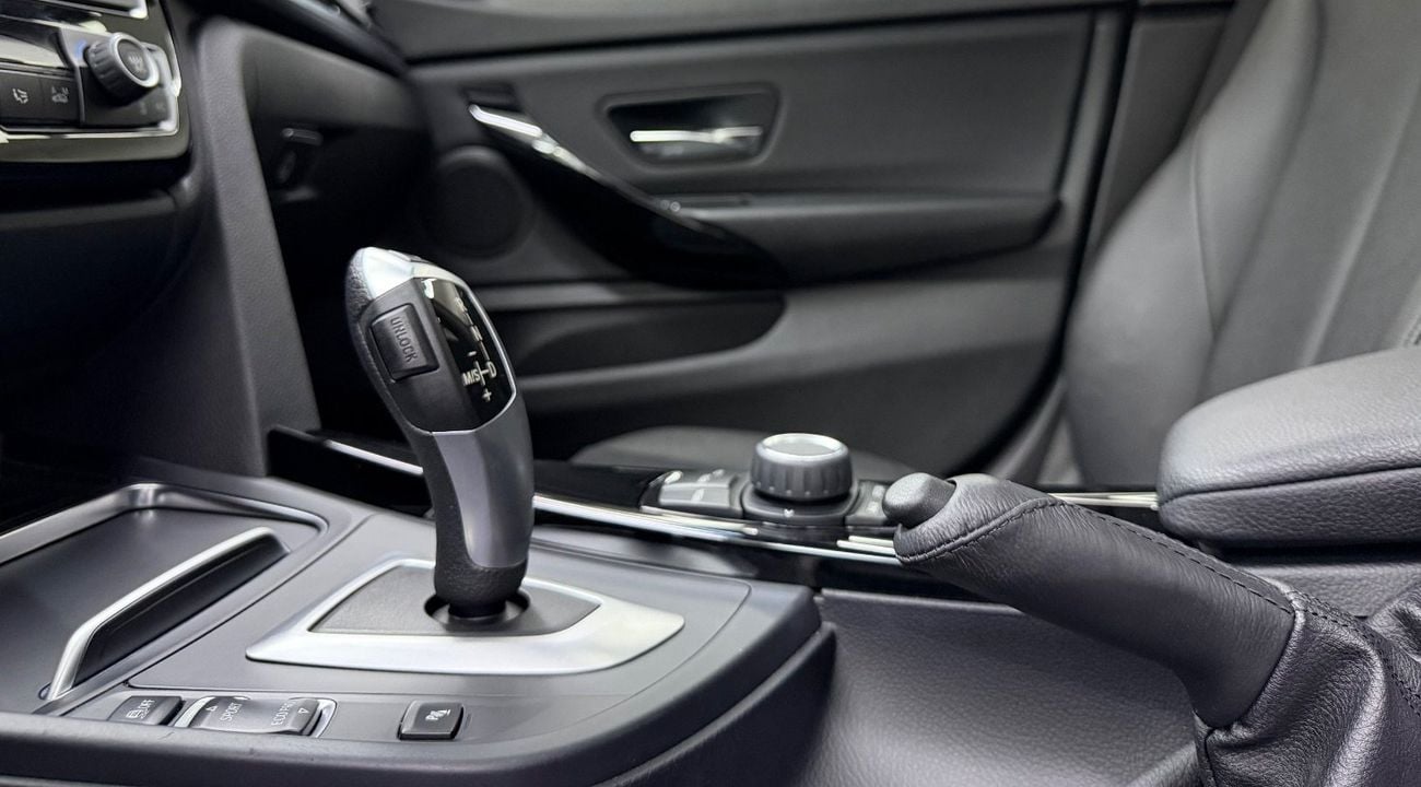 بي أم دبليو 420i Sport Line 2.0L