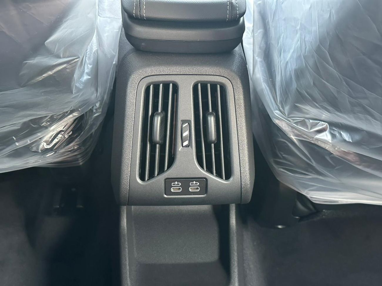 بي أم دبليو X2 XDRIVE 2.0, HARMAN SOUNDSYSTEM, PANORAMIC ROOF, KEYLESS ENTRY , MODEL 2026 GCC SPECS