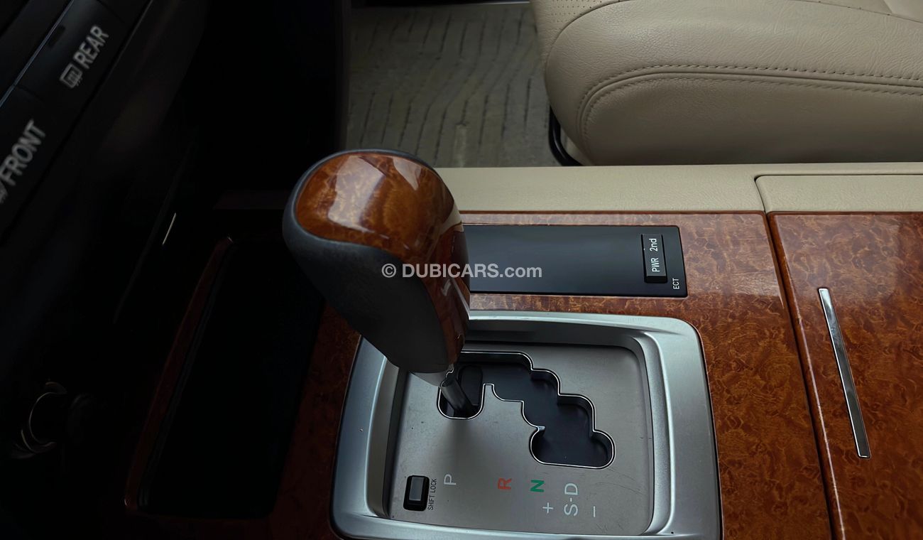 تويوتا لاند كروزر GXR 4 | بدون دفعة مقدمة | اختبار قيادة مجاني للمنزل