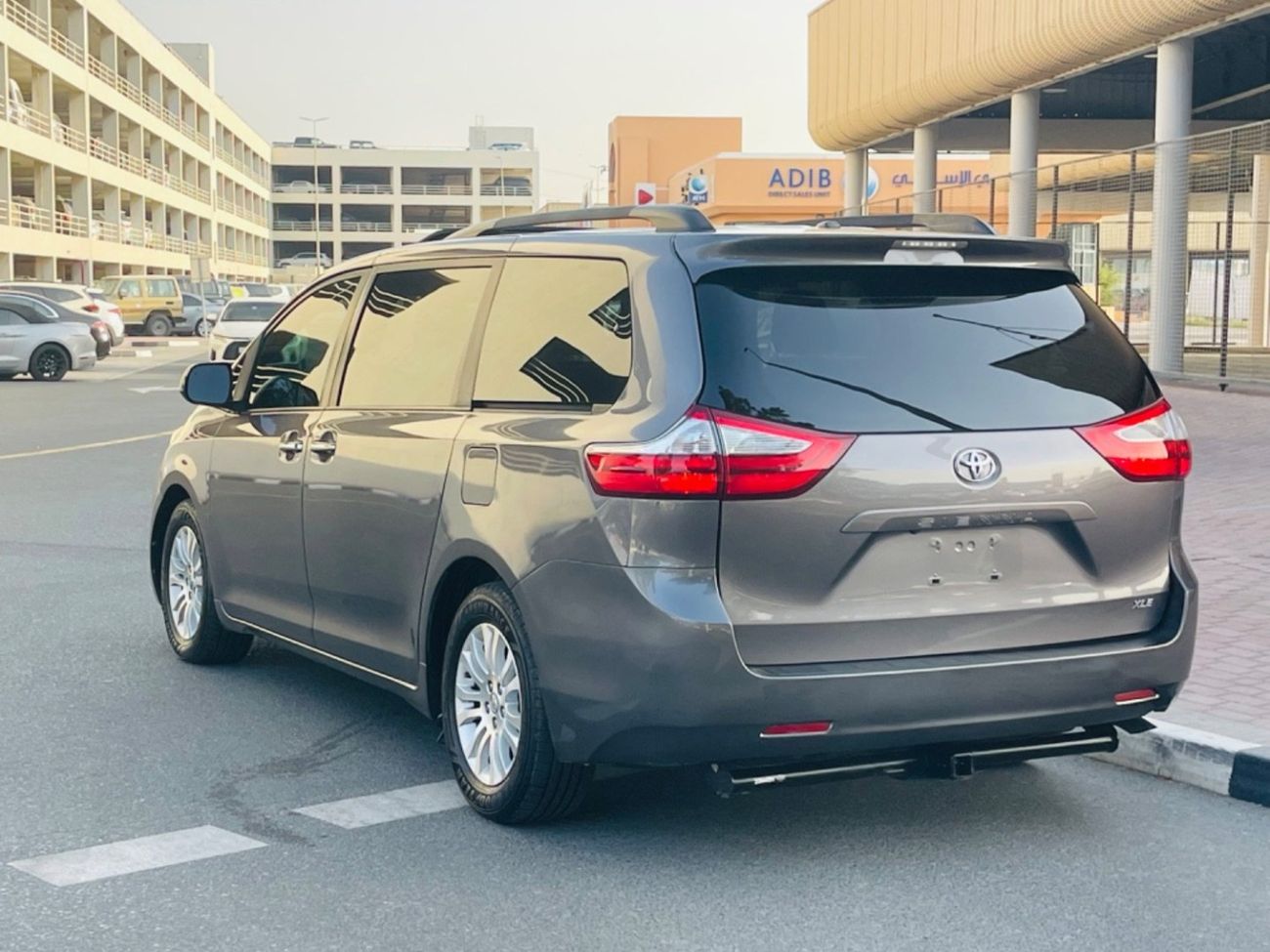 Toyota Sienna Xle  full option