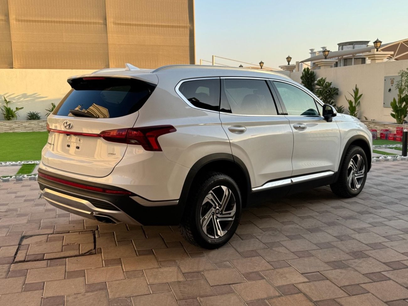 Hyundai Santa Fe 2021 LIMITED PUSH START 2.4L CANADA SPEC