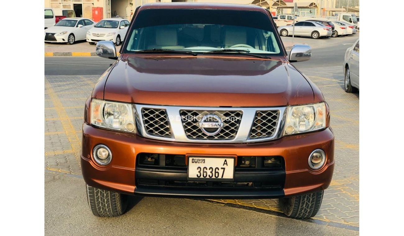 نيسان باترول سوبر سفاري سياره نظيفه جدا بحاله ممتازه بدون حوادث