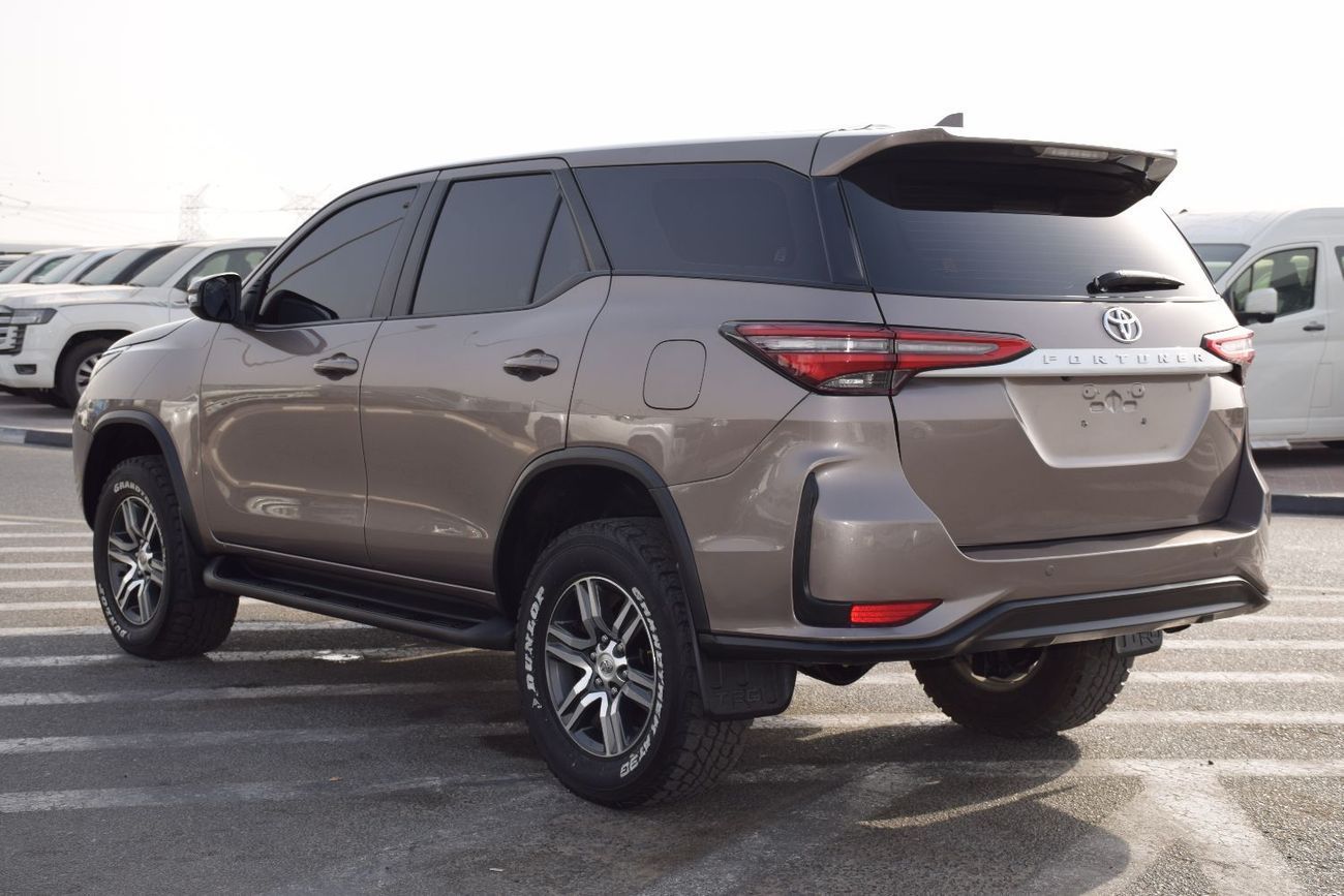 Toyota Fortuner VX2 plus 4X4 Diesel 2.8L