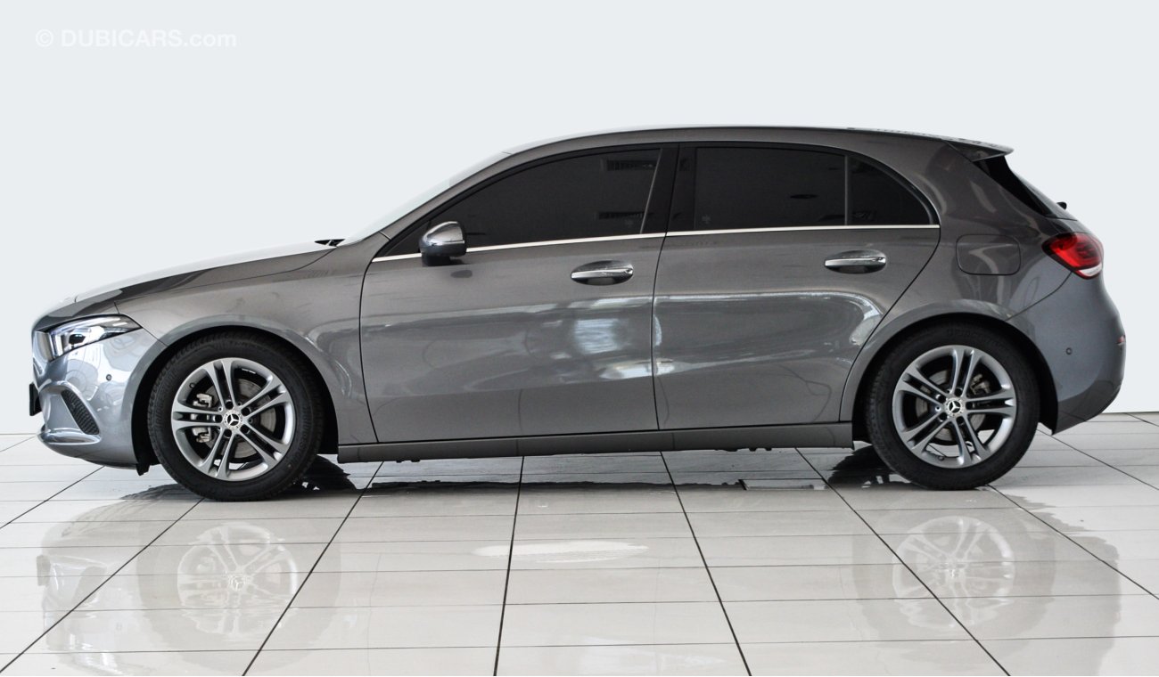 مرسيدس بنز A 200 Style Hatchback