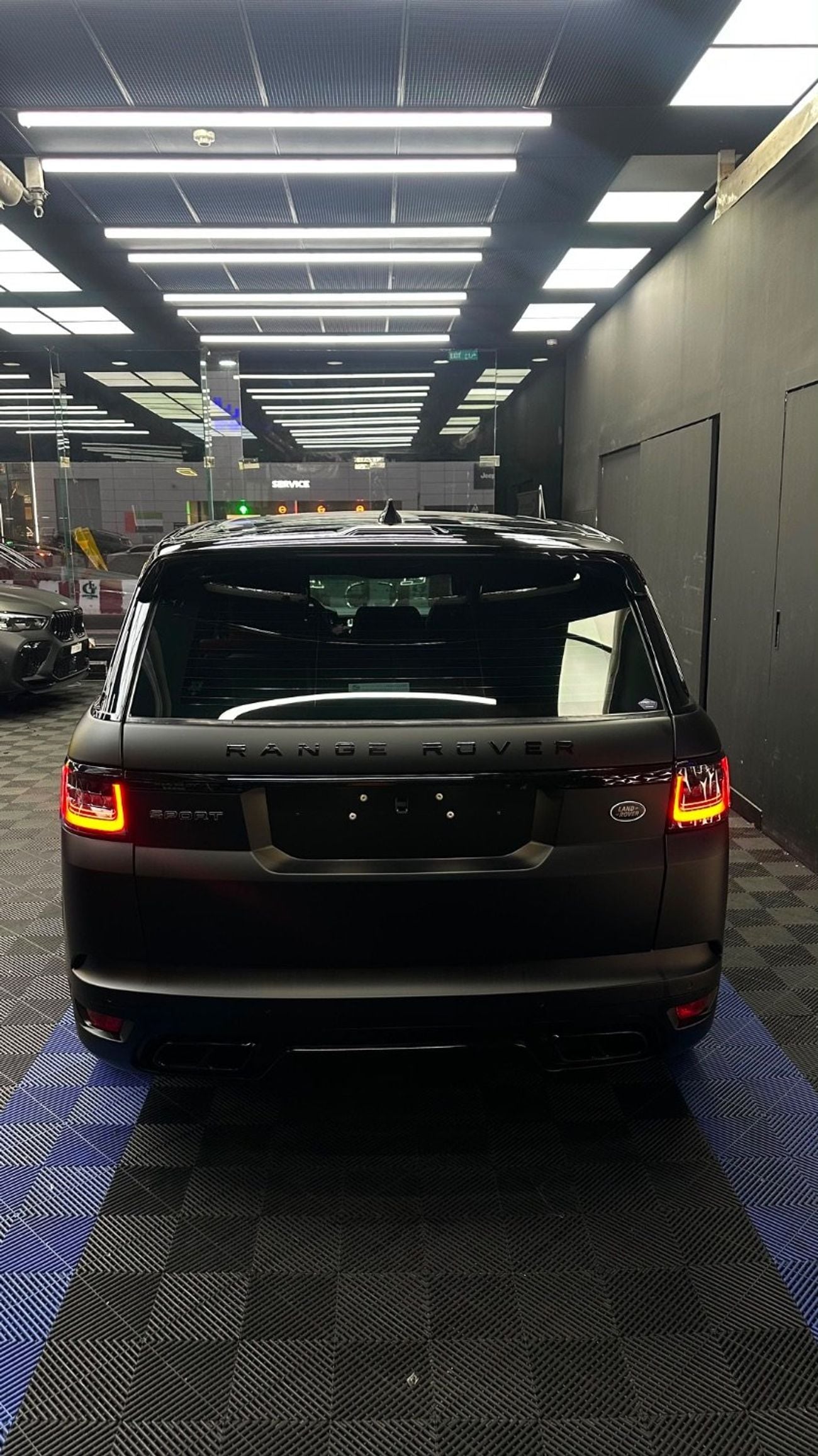Land Rover Range Rover Sport HSE DYNAMIC