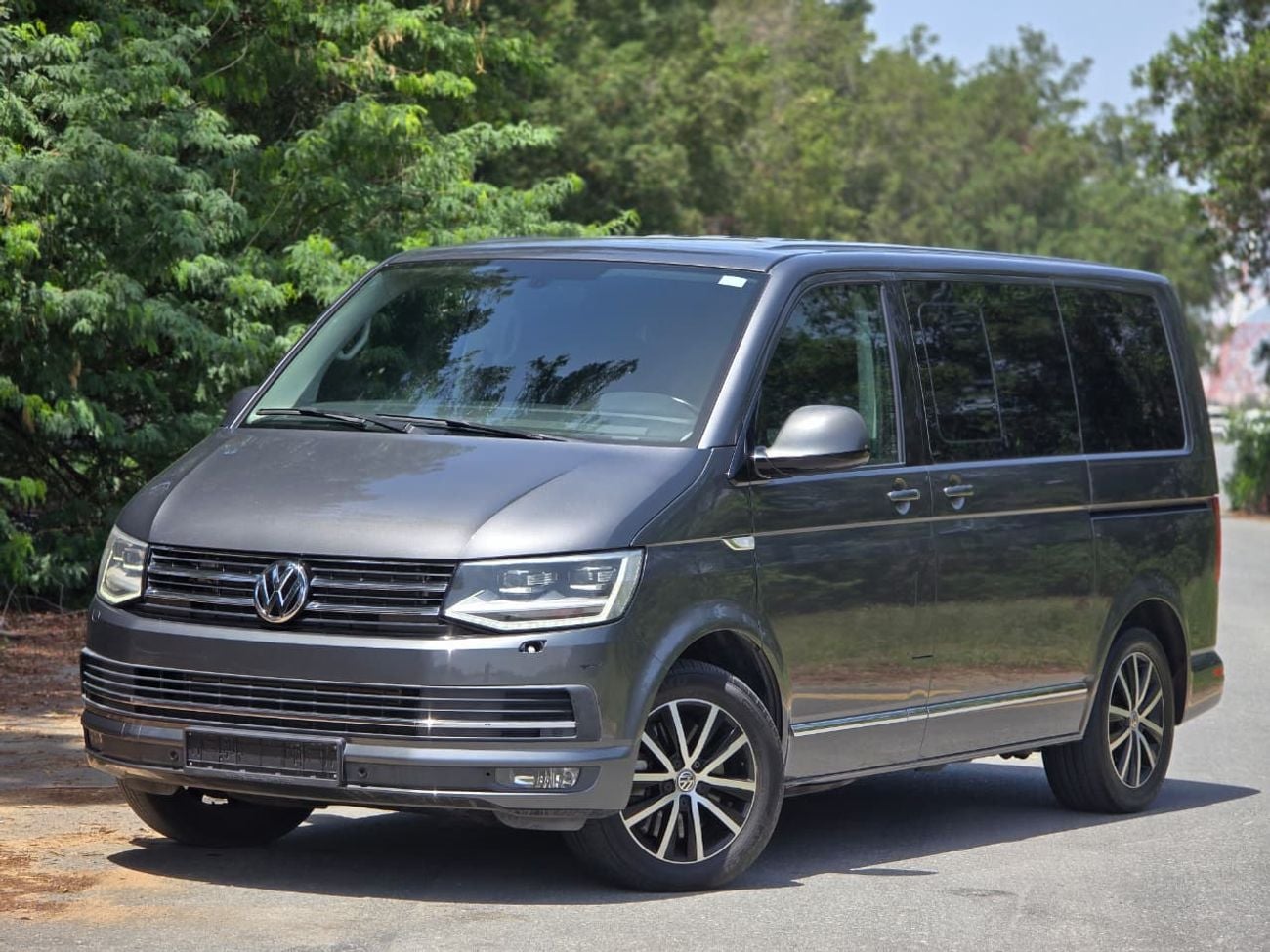 فولكس واجن ملتي فان Hihgline 2.0L