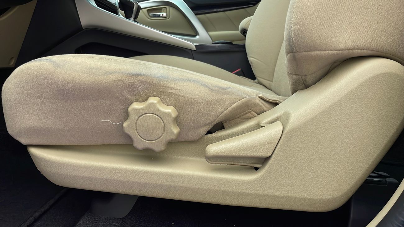 Mitsubishi Montero GLS MID 3 | Under Warranty | Inspected on 150+ parameters