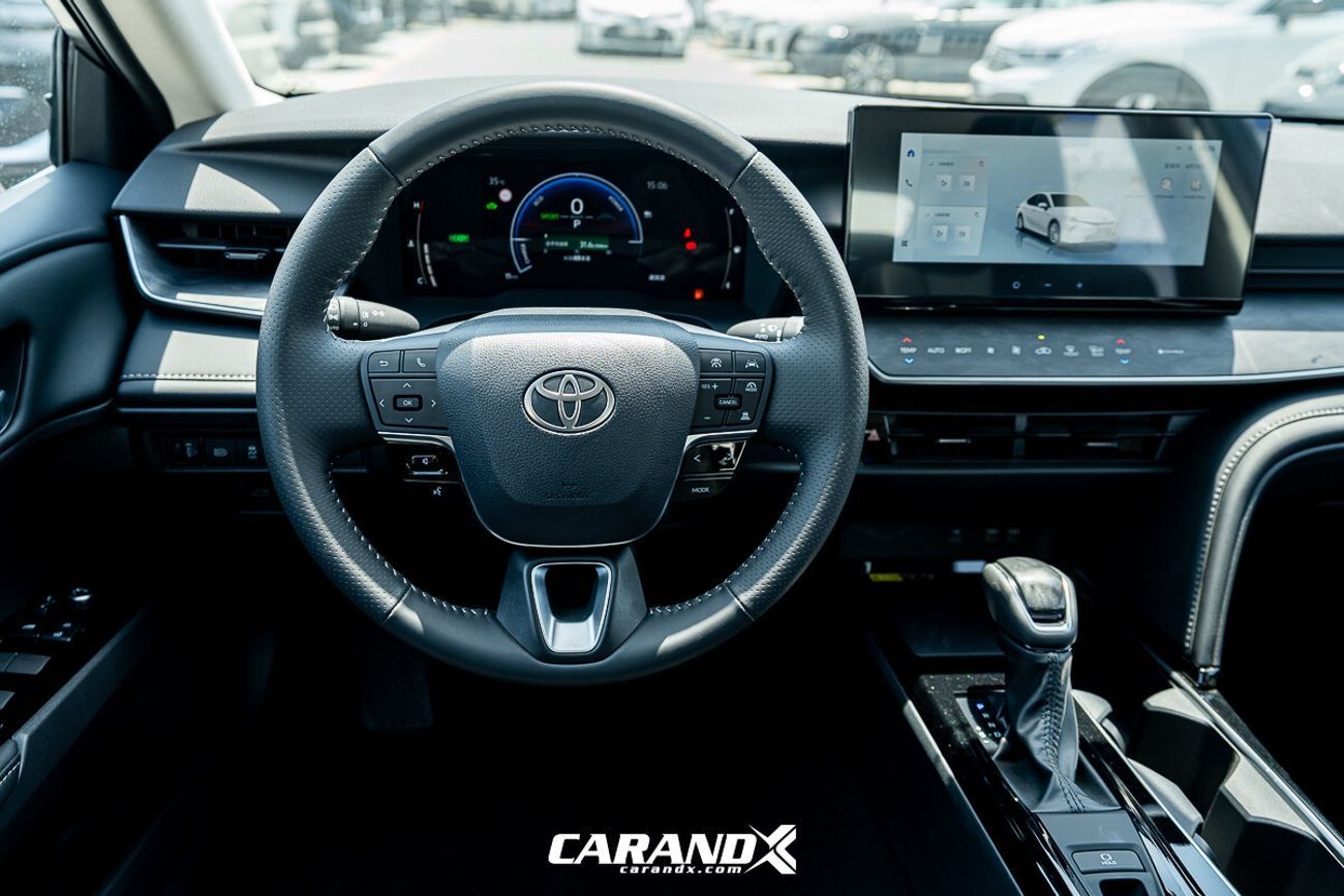 تويوتا كامري Hybrid 2.0HGVP Luxury Edition 2025