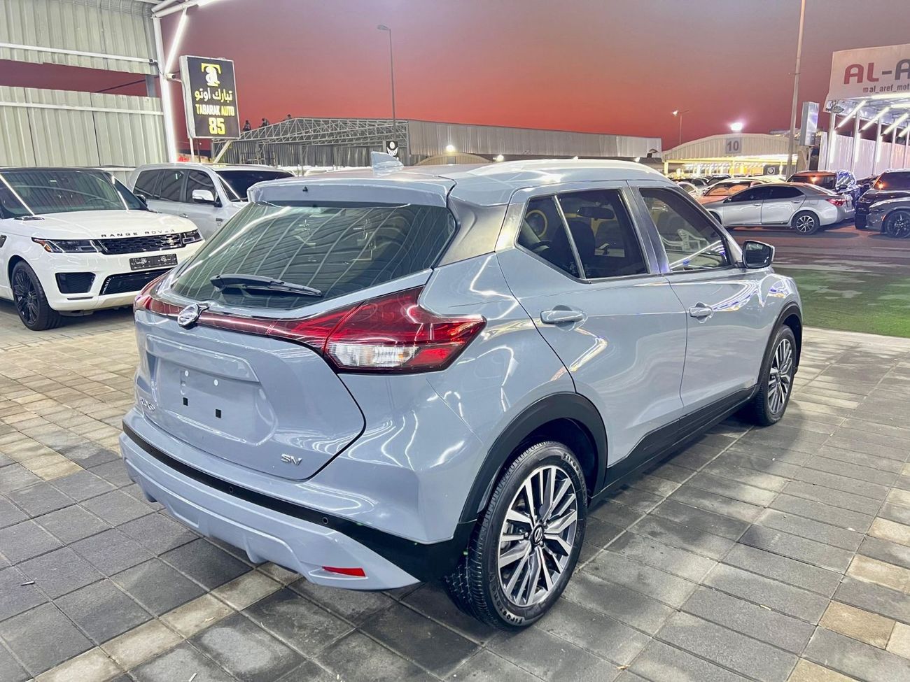 Nissan Kicks 1.6 SV warranty one year bank financie available 0 dawon payment