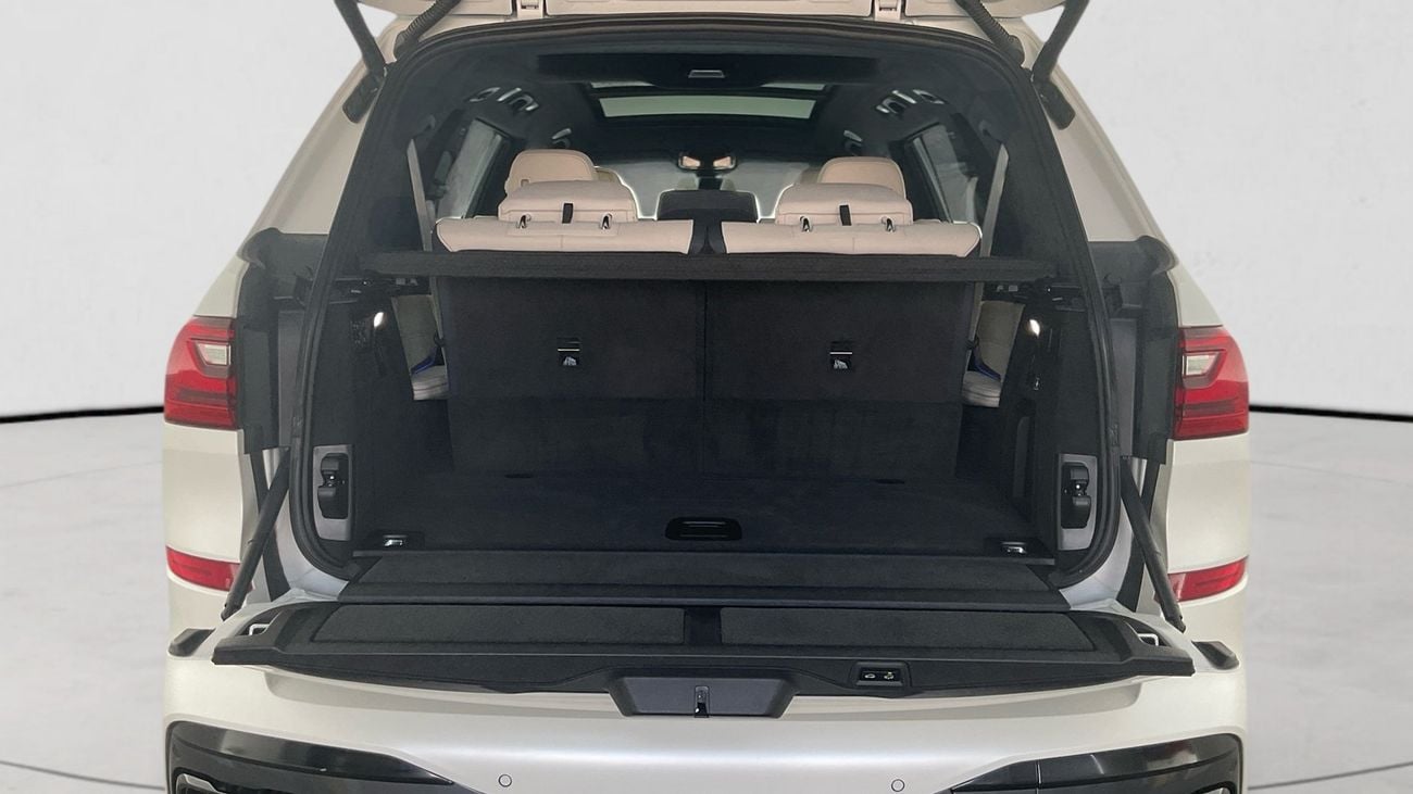 بي أم دبليو X7 M50i | شامل الضمان | 0 ﺪﻔﻋﺓ ﺃﻮﻟﻯ