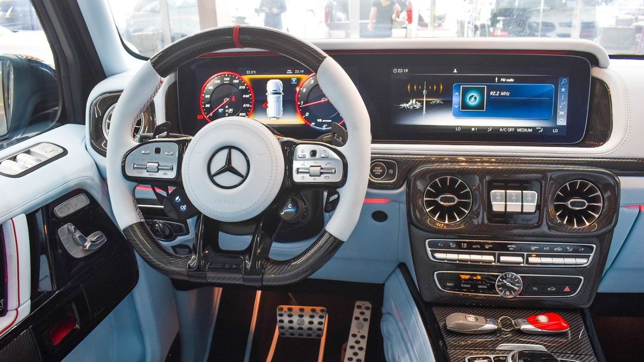 مرسيدس بنز G 63 AMG MERCEDES-BENZ G800 BRABUS 4.0 V8 TWIN TURBO 800HP | BRABUS MIDDLE EAST