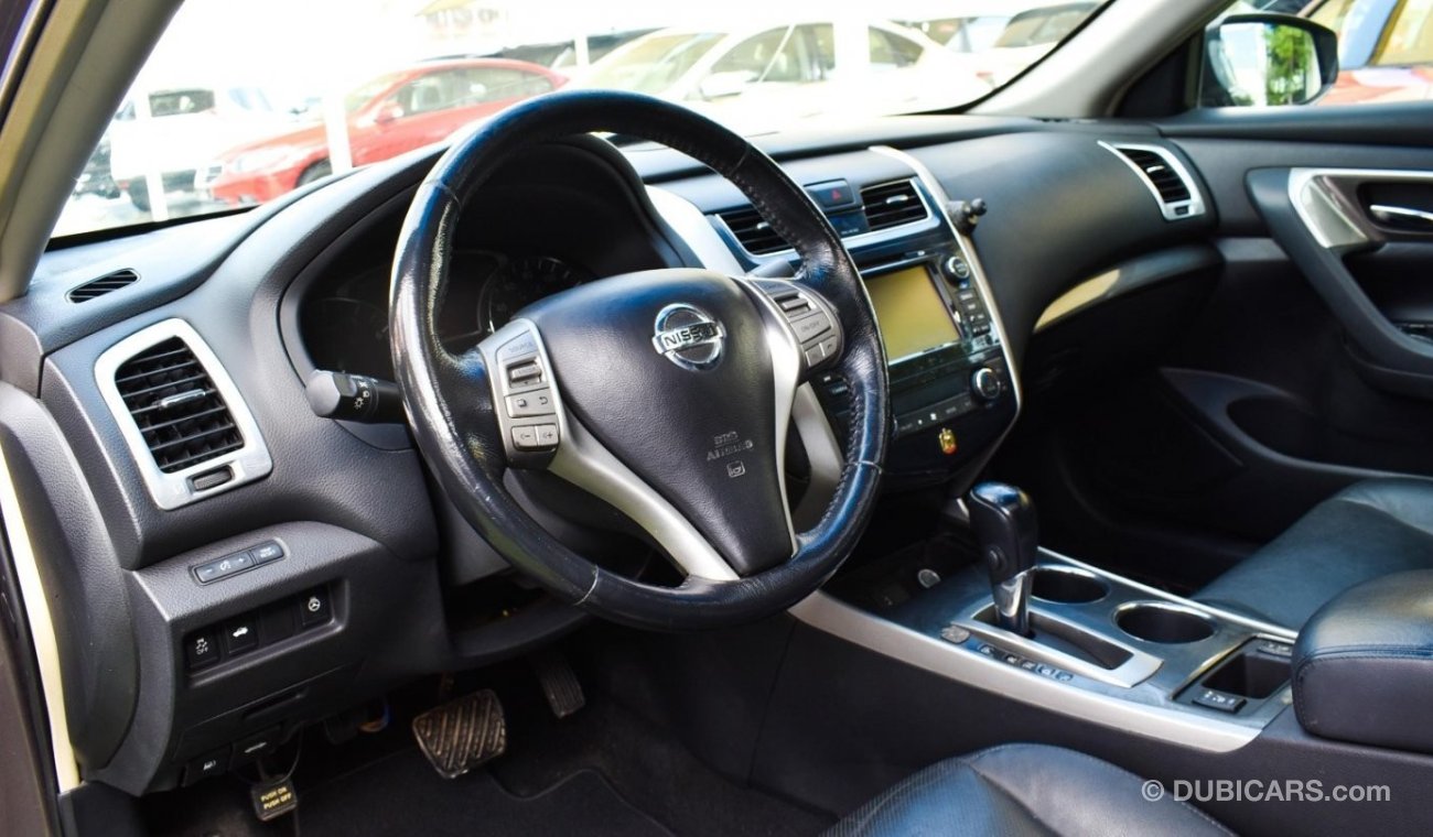 Nissan Altima 2013 model, number one, leather slot, cruise control, alloy wheels, sensors, camera screen, Android