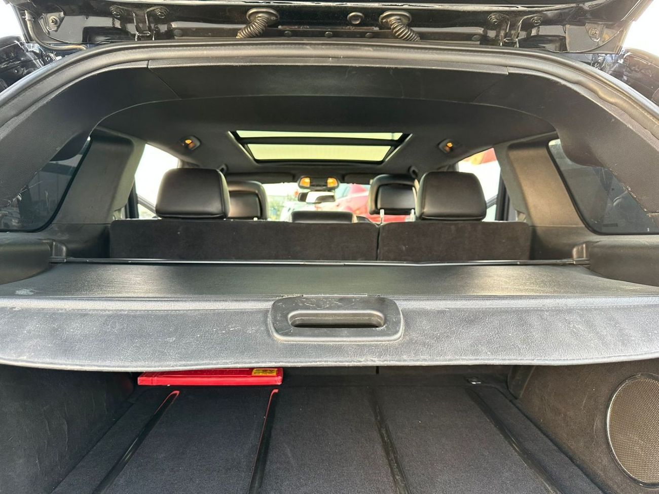 Jeep Grand Cherokee Overland 5.7L (360 HP)