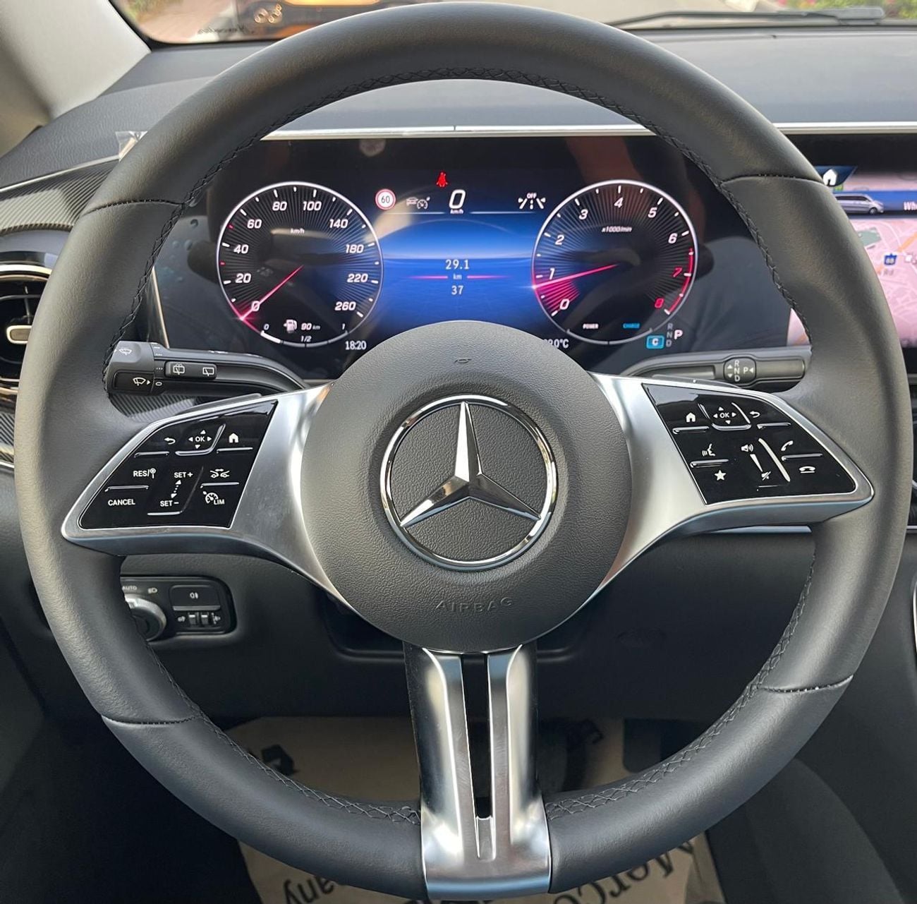 Mercedes Benz V300 AVANTGARDE 5 years Warranty 2025 GCC