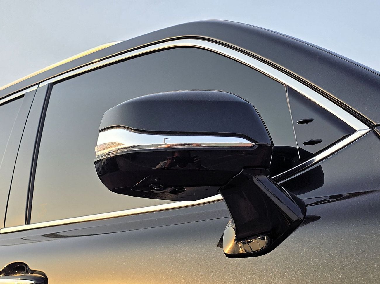لكزس LX 600 SIGNATURE
