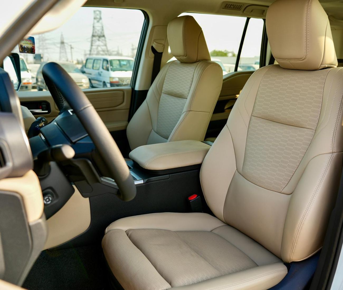 تويوتا برادو TOYOTA LAND CRUISER PRDO VXL  2.4L PETROL TURBO  MODEL 2025