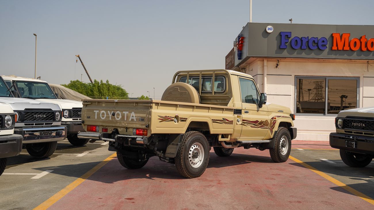 Toyota Land Cruiser Pick Up