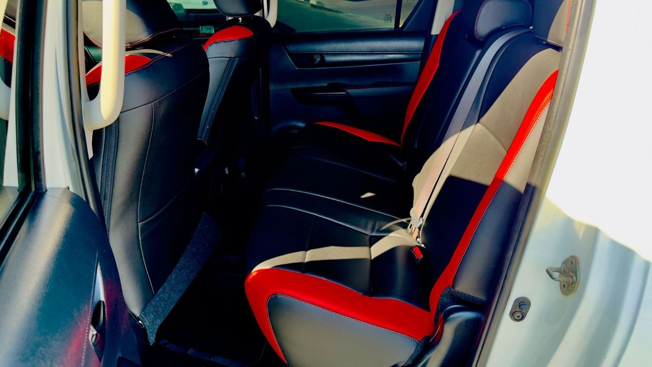 Toyota Hilux GR BODY KIT INSTALLED | RHD  | 2020 | (AT) | 2.8L DIESEL ENGINE | GR ALLOY RIMS | SPORTS BAR