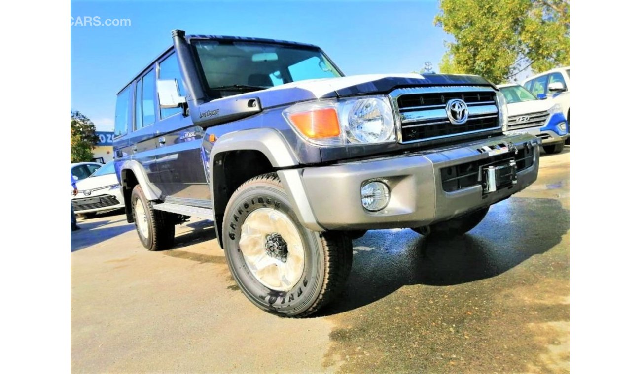 Toyota Land Cruiser Pick Up DISEIL  HARD TOP