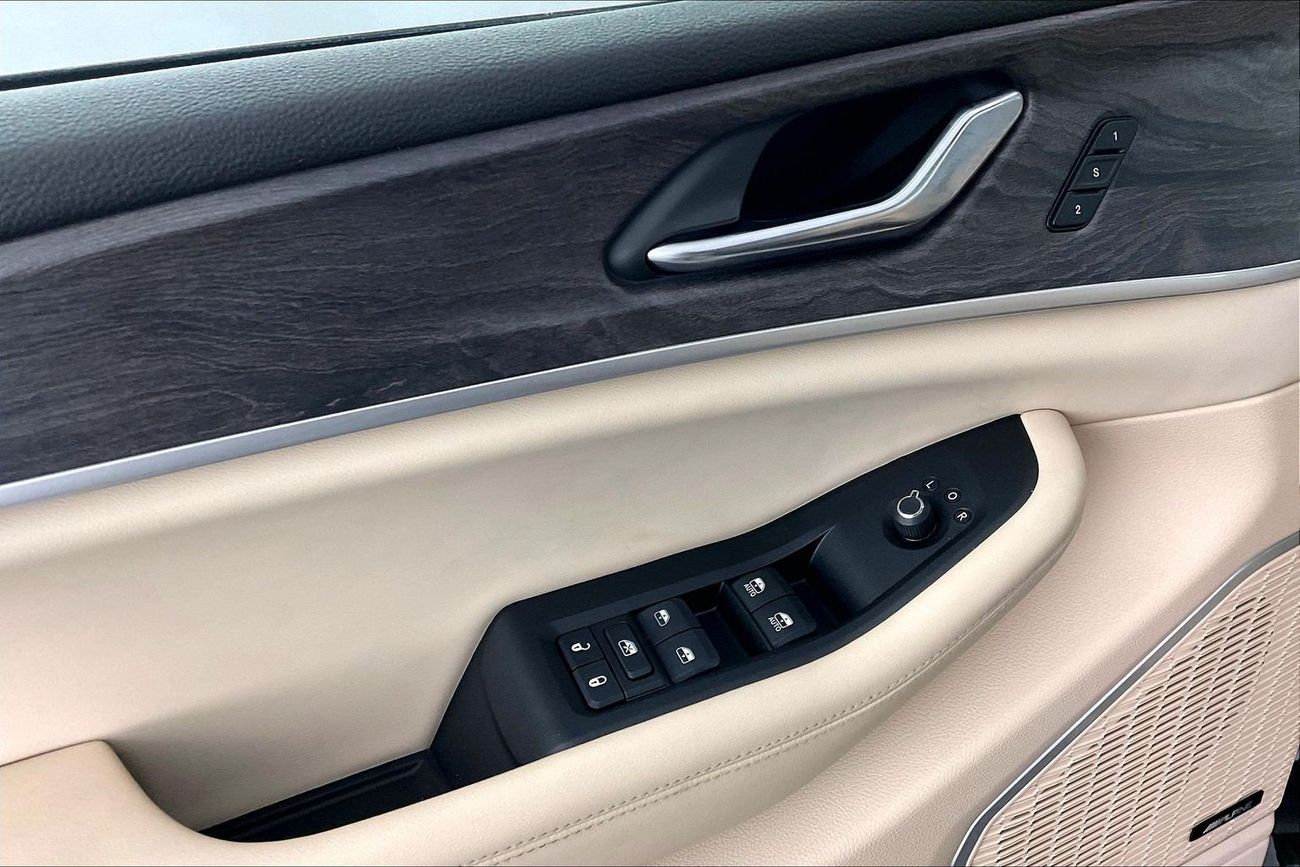 Jeep Grand Cherokee Limited Plus | National Day Celebration | Guaranteed Warranty | 0 Down Payment