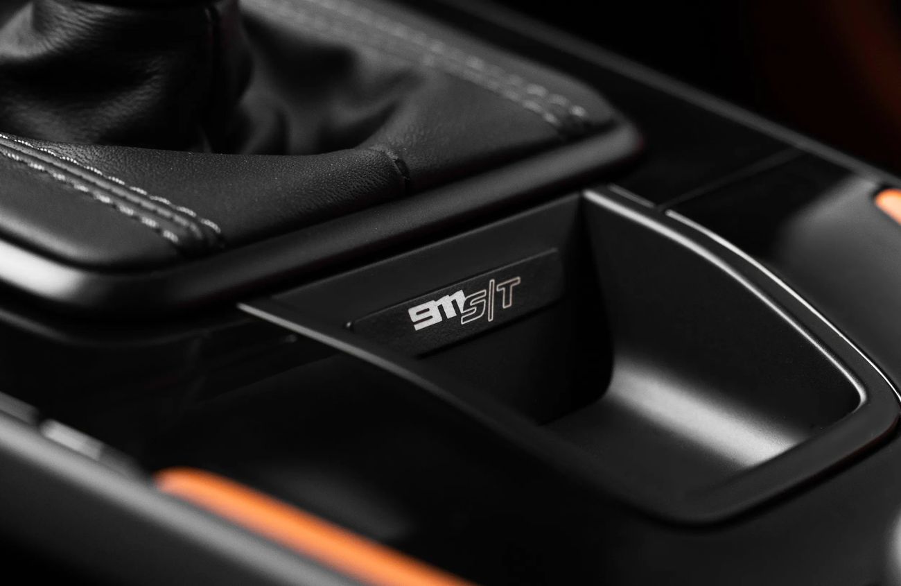 بورش 911 4.0L F6 Naturally Aspirated Engine