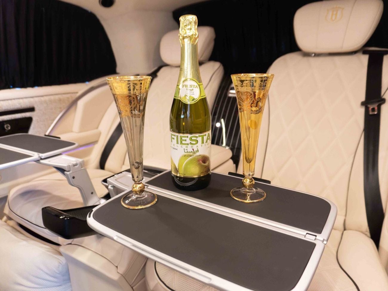 مرسيدس بنز V 300 Built by Barugzai – V300 2025 | Exclusive 1 of 5 | Additional AC