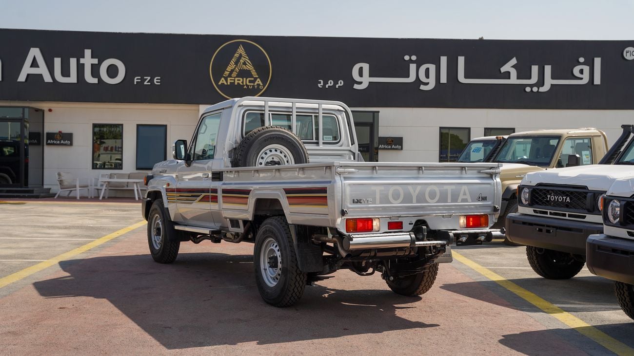 تويوتا لاند كروزر بيك آب