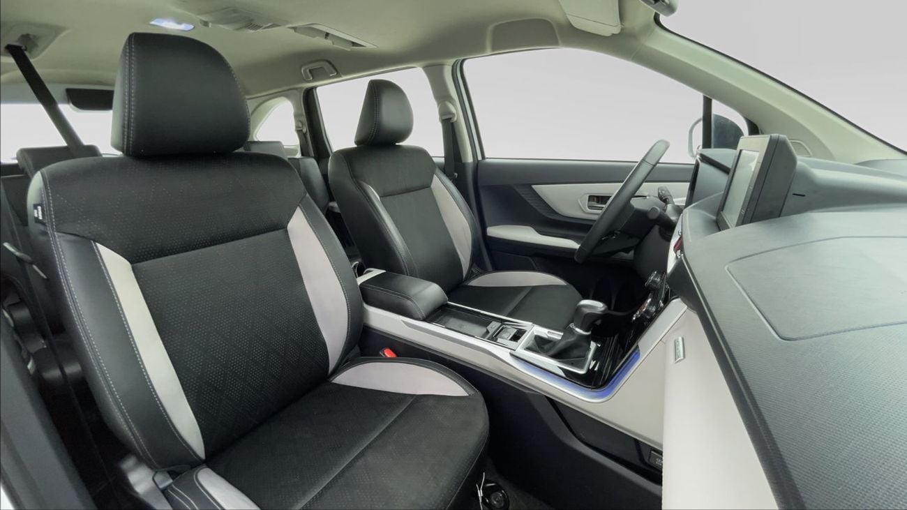 Toyota Veloz 1.5L 2024 | 0 DP | 964/Month | 30 Day Return | Service History