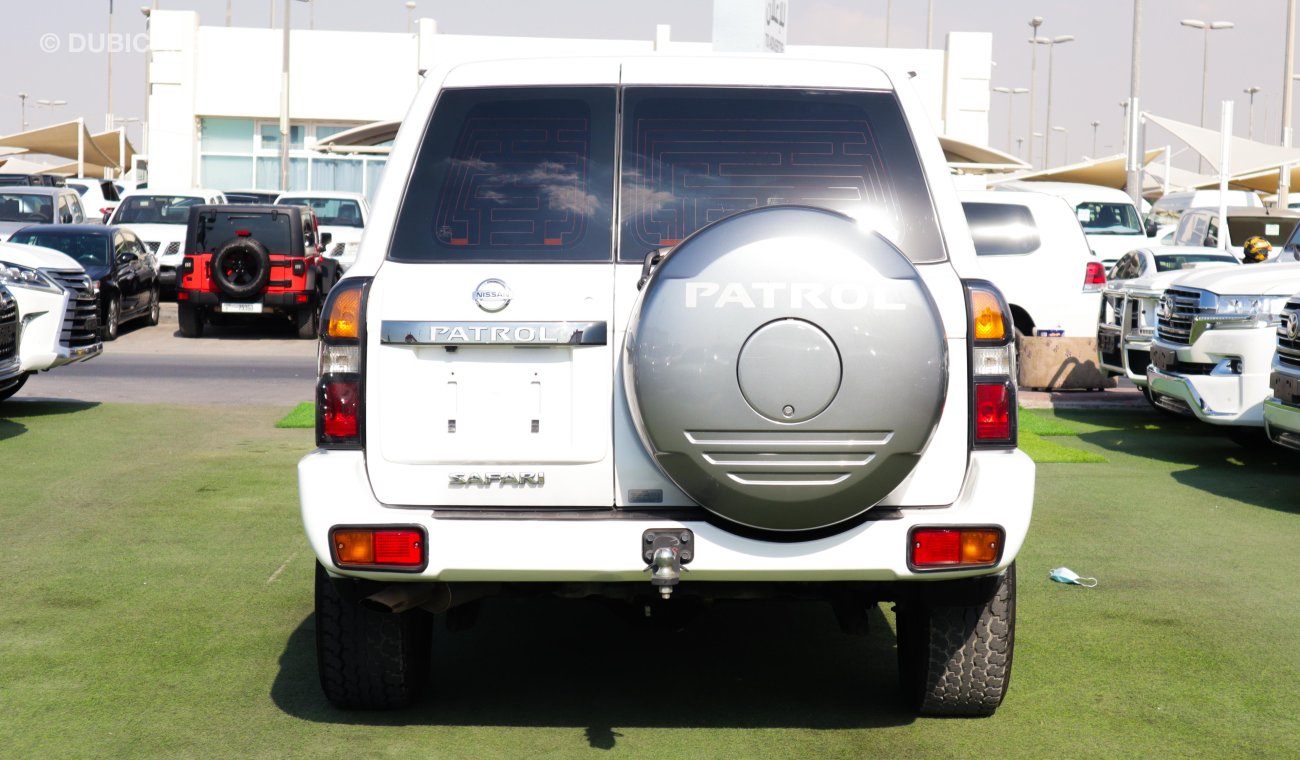 Nissan Patrol Safari