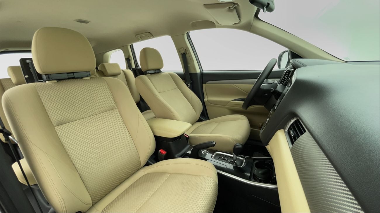 Mitsubishi Outlander GLS MIDLINE 2.4 | Zero Down Payment | Home Test Drive