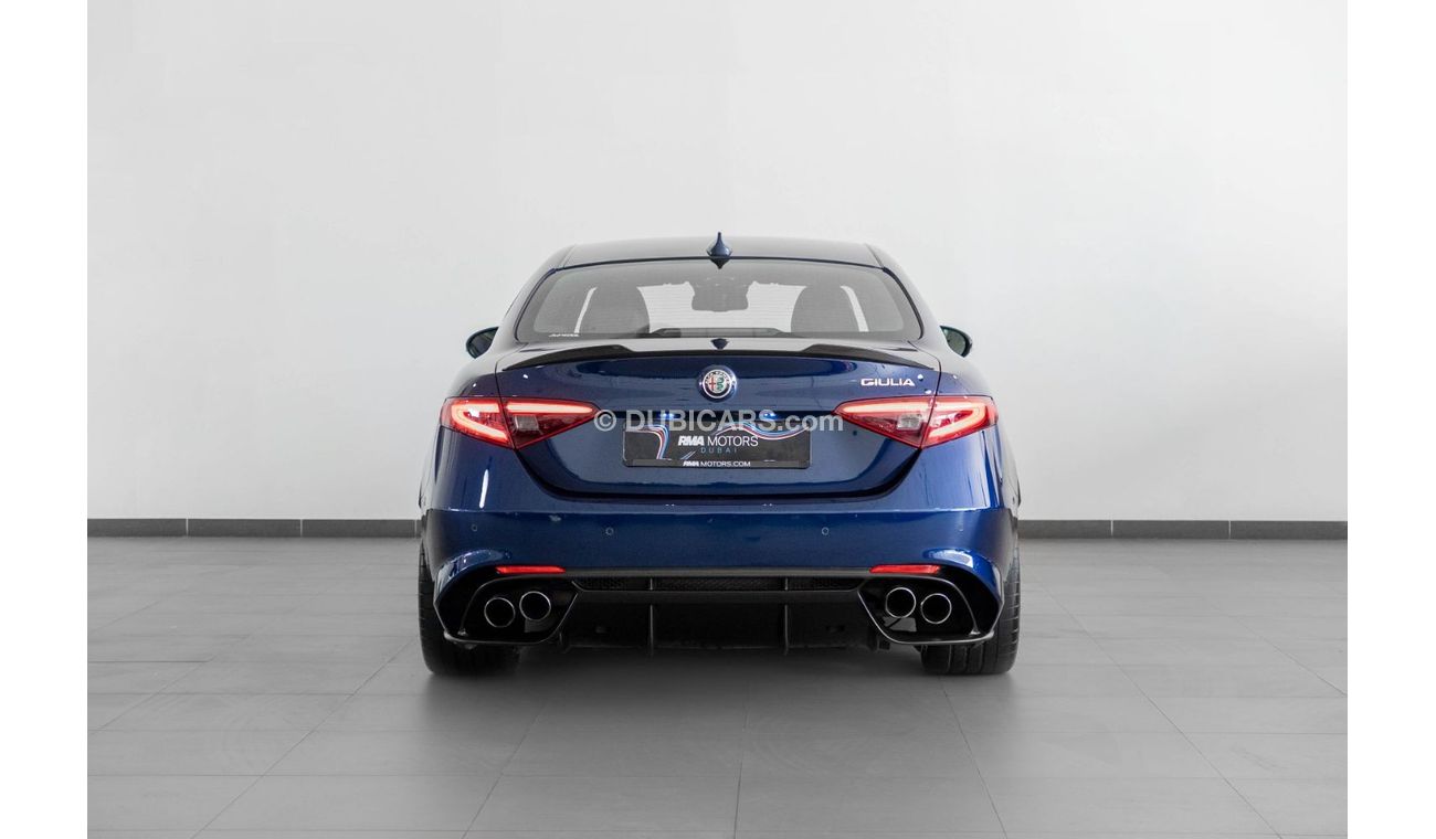Alfa Romeo Giulia 2019 Alfa Romeo Giulia Quadrifoglio / 5 Year Alfa Romeo Warranty & Service Contract