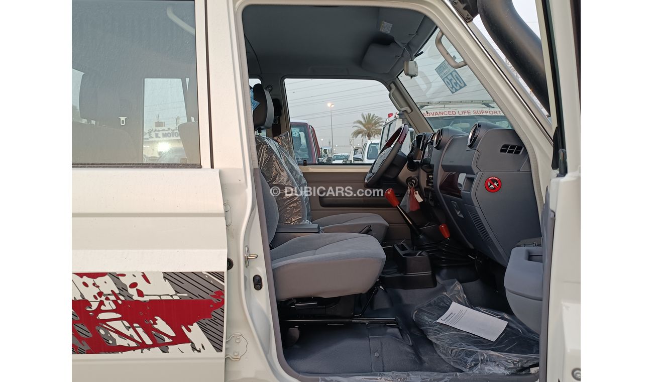 Toyota Land Cruiser Pick Up 4.5L V8 DIESEL, M/T / DOUBLE CABBIN / DIFF LOCK  AVAILABLE IN DIFFERENT COLORS (CODE # 7645)