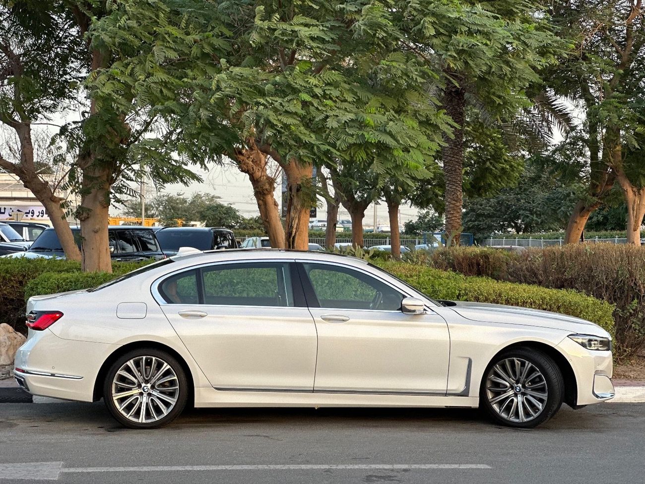بي أم دبليو 730Li Executive 2.0L