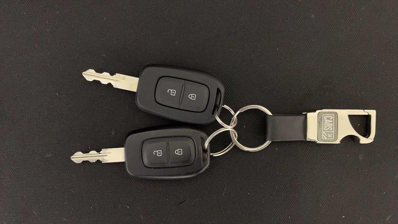 Renault Duster PE 1.6 | Zero Down Payment | Home Test Drive