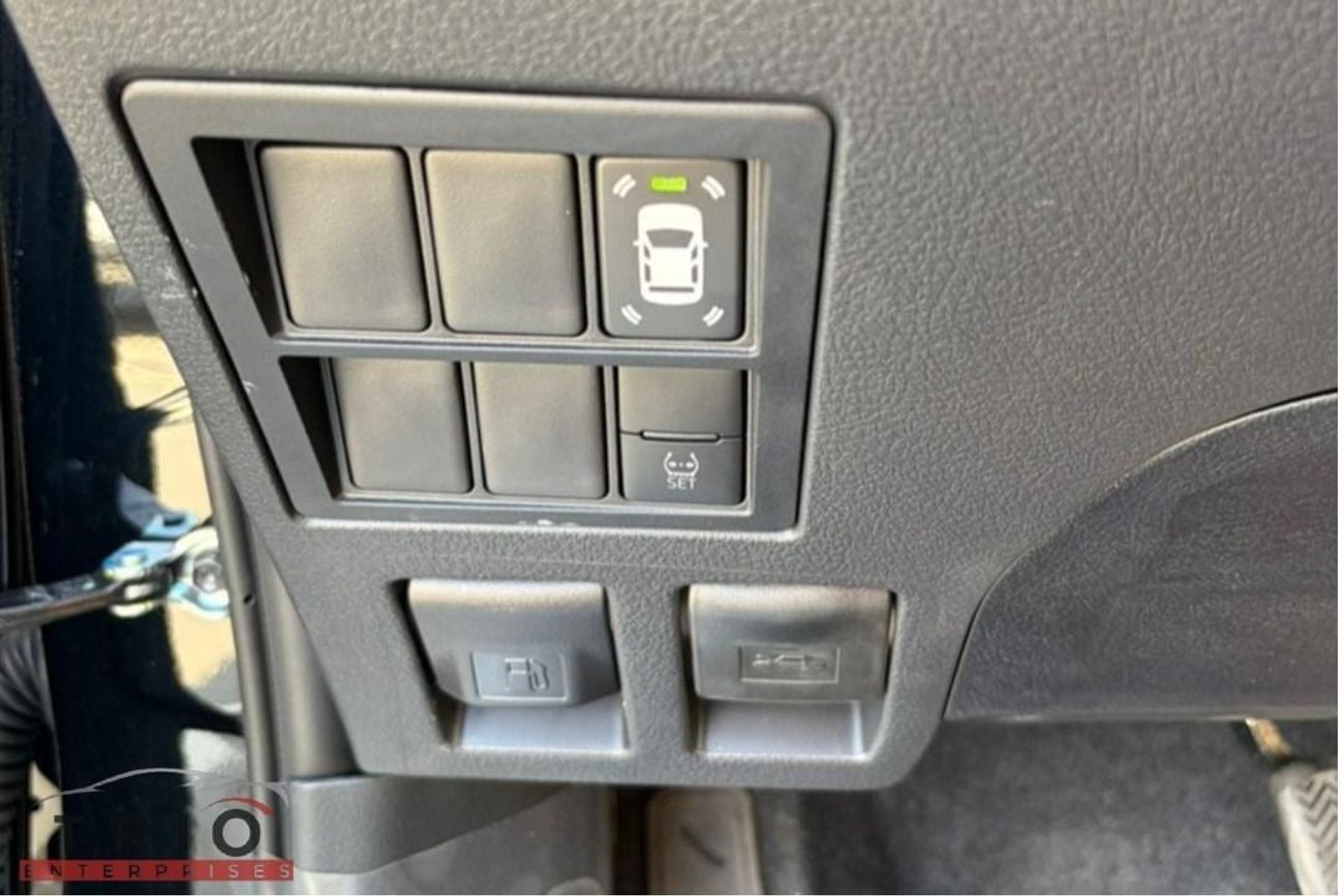 تويوتا فورتونر EXR 2.7L (160 HP) TOYOTA FORTUNER 4WD - 2.7L - PETROL - AT - 2025YM